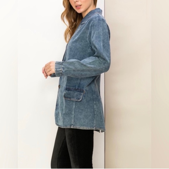 Blue Medium Wash Button Front Denim Jeans Jacket - Picture 4 of 4